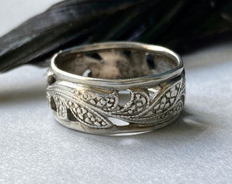 Vintage Sterling Silver Feather Leaf Scroll Wide Ring Band - More Item Details are in Description