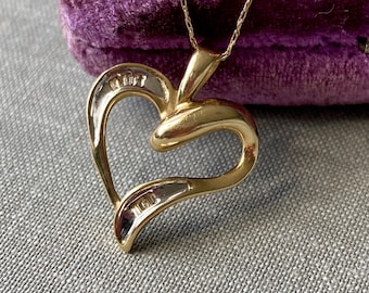 Vintage 10K Gold Diamond Heart Pendant Charm Necklace - Delicate 10K Gold Wheat Chain - Item Details in Description