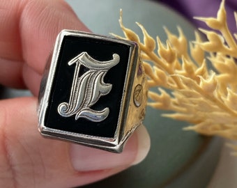 Antique Art Deco Signet Letter Initial E Sterling Silver Ring - Details in Description Section