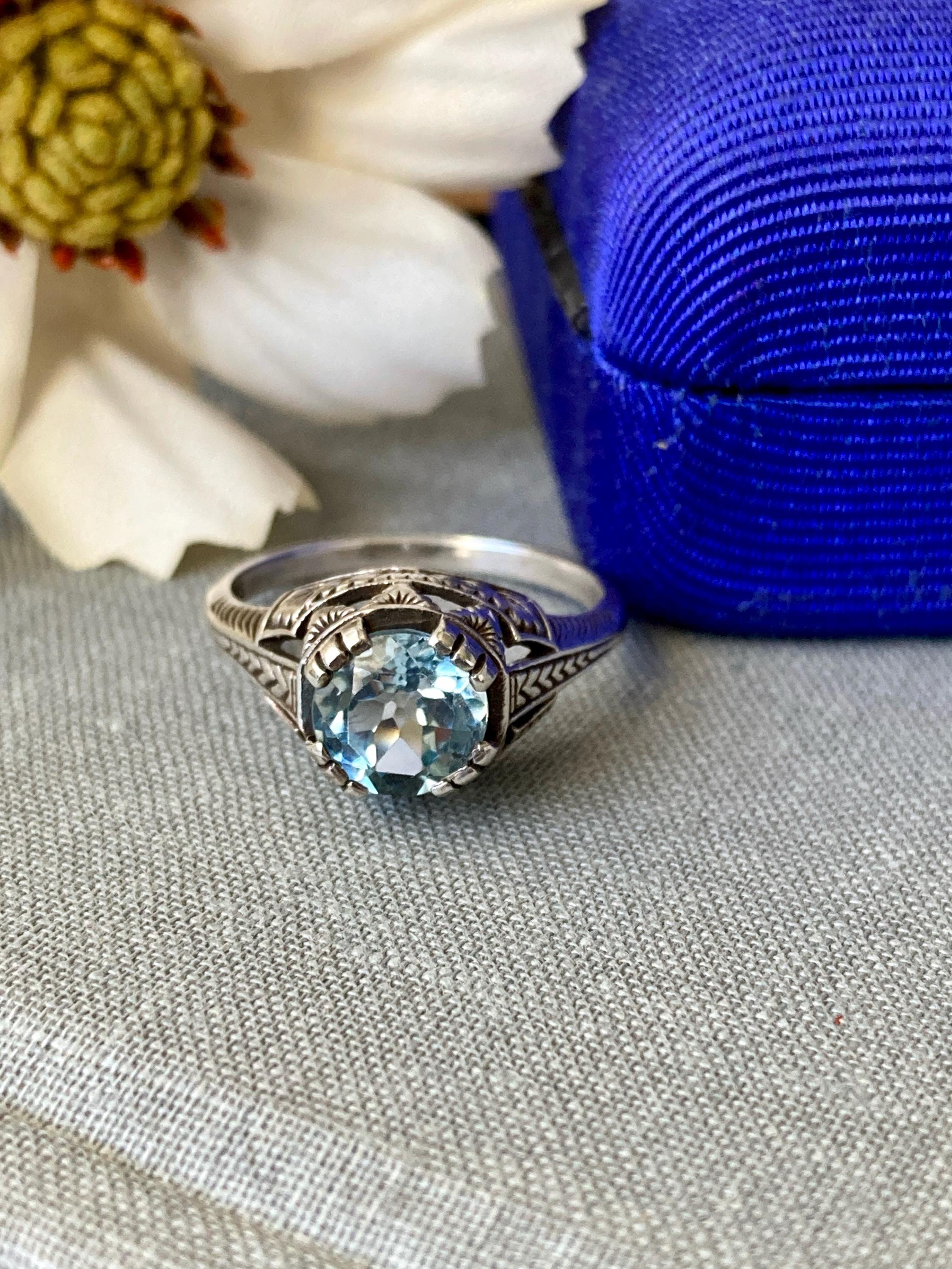 Lovely Vintage Blue Topaz Solitaire Sterling Silver Filigree Antique Style Ring - Item Details in Description Section
