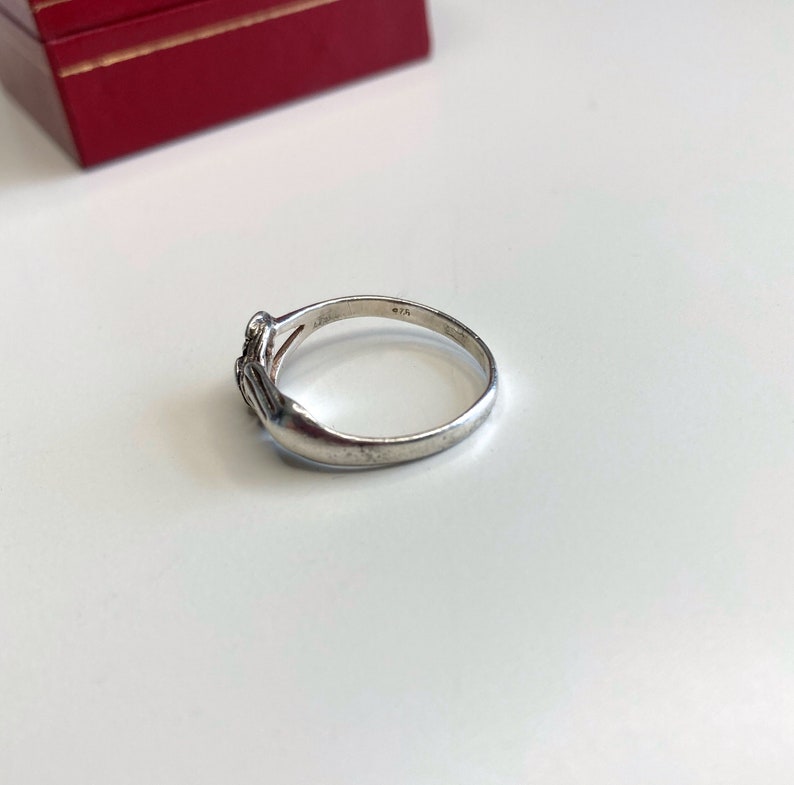 Vintage Sterling Silver Figa Hand Holding Bouquet of Flowers Giardinetti Ring