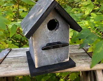 Country Primitive Chickadee Birdhouse Black Metal Boat Cleat