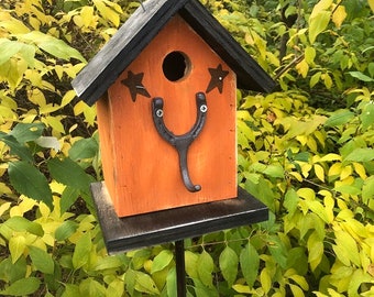 Birdhouse Horse Shoe Hook Rusty Stars Primitive