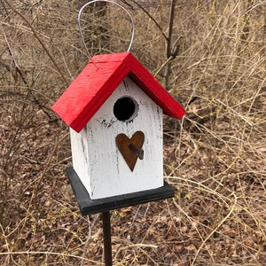 Hanging Wooden White and Red Birdhouse Wren Chickadee Small Songbirds Rusty Heart Handmade Birdhouse