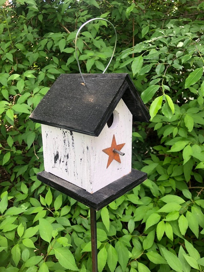 Wooden Rustic Chickadee Wren Songbird White Black Primitive Birdhouse Rusty Star Handmade Hanging Birdhouse