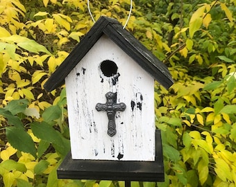 Rustic Primitive Birdhouse Metal Cross Outdoor Bird House