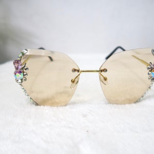 Trendy Luxury Brand Design Vintage Rimless Rhinestone Sunglasses Women Men Fashion Gradient Lens Sun Glasses Shades for Female