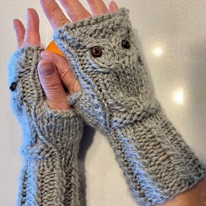 Owl Fingerless Gloves Mittens Merino Wool Silver Gray image 4