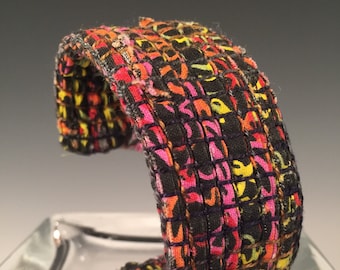 Handwoven cuff bracelet black/multicolor