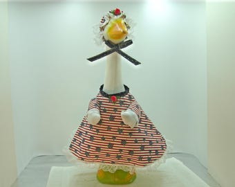 Goose outfits Patriotic stripes and stars outfit. Fits a Large 23-27" tall plastic or concrete goose.