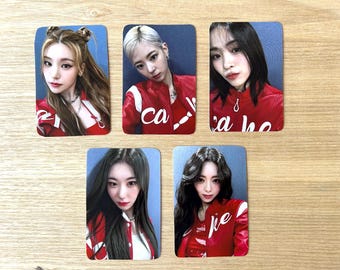 Itzy Cake Photocards