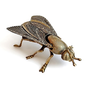 Antique fly shaped ashtray Collectible lidded ashtray Coffee table decoration Trinket dish Housewarming gift for smoker Ashtray with lid