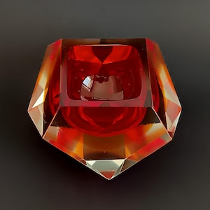 Murano glass ashtray Collectible red glass ashtray Cigar room decoration Coffee table decor Housewarming gift for smoker Italian souvenir