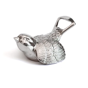 Collectible bird shaped bottle opener Vintage twist off screw tops and caps bottle opener sparrow shaped Bar decor Housewarming gift