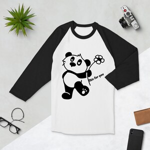 3/4 sleeve raglan shirt