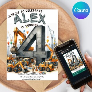 Könnte beinhalten: Eine Bau-Geburtstagseinladung für Alex, der vier Jahre alt wird. Die Einladung zeigt eine große Zahl vier aus Metall, umgeben von Baufahrzeugen. Der Text "Join us to celebrate Alex is turning 4" befindet sich oben auf der Einladung. Datum, Uhrzeit, Ort und RSVP-Informationen befinden sich unten auf der Einladung.