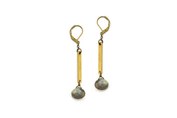 12 Raw Brass Hand Stud Earrings N1610 12x7x1mm Brass Hand Earring