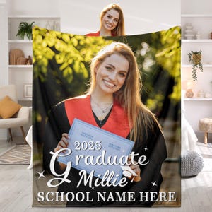 2025 Graduation Blanket Photo Blanket Personalized Class of 2025 Graduation Gifts for Her Friend College Senior High School Graduation Gifts