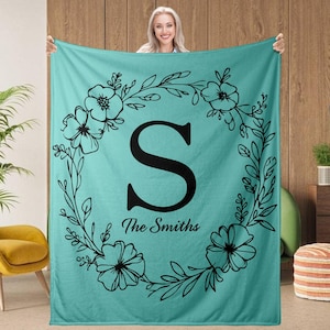 Custom Family Name Blanket, Last Name Initials Blanket, Wedding Anniversary Birthday Gifts for Family, Gifts for Mom and Dad, Home Decor
