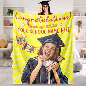 Personalized 2025 Graduation Photo Blanket, Class of 2025 Graduation Gifts for Her Friend, College Senior High School Graduation Gifts