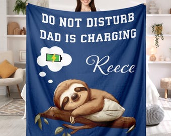 Personalized Name Blanket Gifts for Dad, Dad Birthday Gift from Daughter Son, Funny Present for Father Papa Daddy, Fathers Day, Thanksgiving