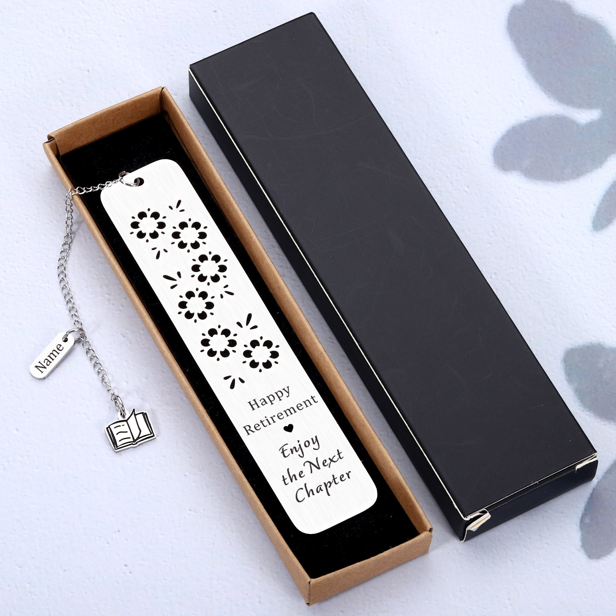 Custom Retirement Bookmark for Women Men 2025 Personalized Happy Retirement Farewell Gifts for Teacher Coworkers Boss  Lady Mom Grandparents