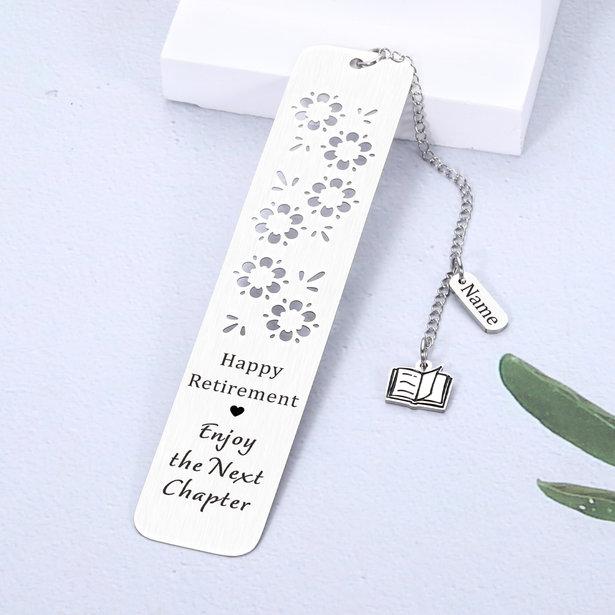 Custom Retirement Bookmark for Women Men 2025 Personalized Happy Retirement Farewell Gifts for Teacher Coworkers Boss  Lady Mom Grandparents