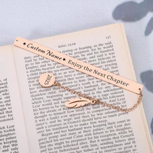 2025 Retirement Bookmark Gifts for Women Men Custom Name Retirement Farewell Gifts for Coworkers Boss Teacher Graduation Gifts for Her Him