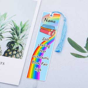 Aangepaste bladwijzercadeaus voor boekenliefhebbers Chasing That Scholastic Book Fair Hoge bladwijzer leesgrage merchandise grappige bladwijzer jaren 90 verjaardagscadeaus
