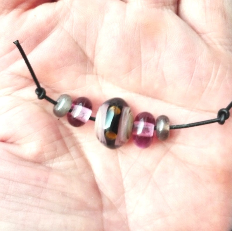 Small light violetpink set viking beads
