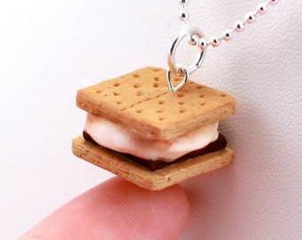 tinyhands (by Mei Pak) - Etsy