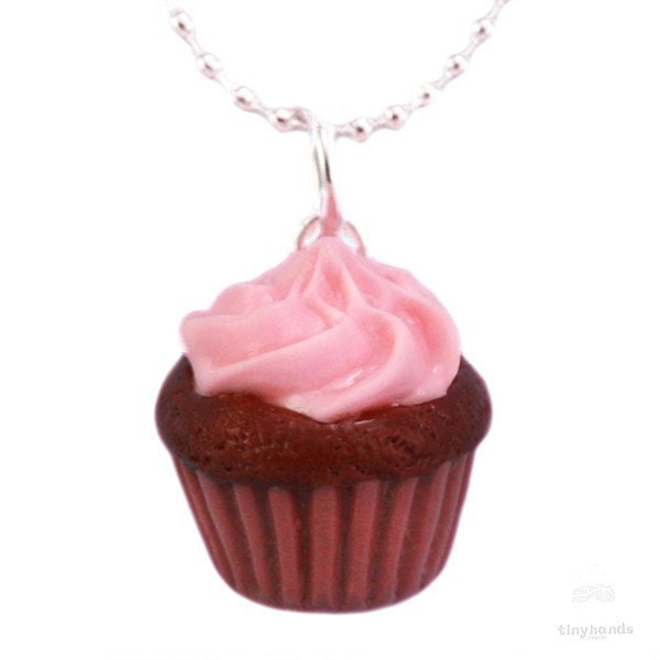 Bijoux alimentaires Parfumé Fraise Chocolat Cupcake Collier En Argile Polymère Miniature Kawaii Pendentif Cadeau D'anniversaire