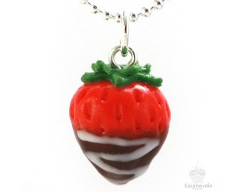 Food Jewelry Scented Chocolate Covered Strawberry Necklace Polymer Clay Charm Miniature Christmas Gift Kawaii Pendant Birthday Present