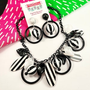 1950s Style Monochrome Necklace Black And White Striped Stripey