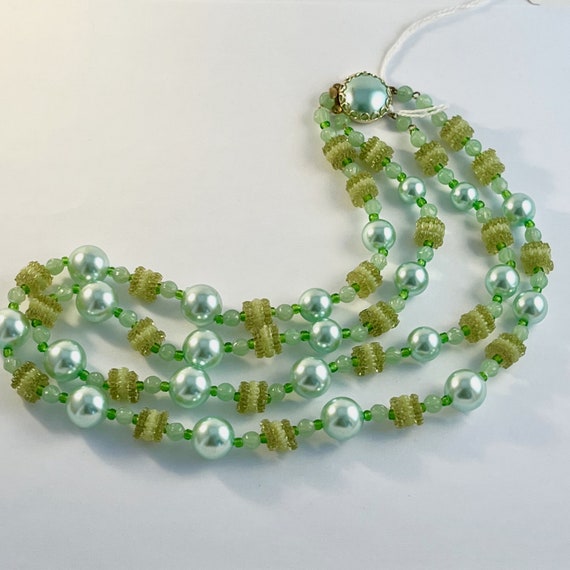 1950's Green Beaded Necklace Original Vintage 50s… - image 1