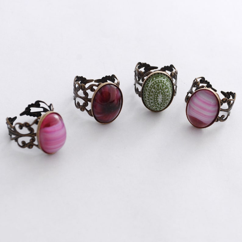 Adjustable Filigree Rings with Vintage Stones JewelryFineAndDandy Vintage Glass Jewelry Red Ring Adjustable Band Green Ring Pink Ring