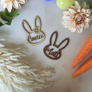 Etiquetas de cesta de coelho de Páscoa com nome personalizado, etiquetas de coelho, etiqueta de nome de Páscoa, cartões de lugar de Páscoa personalizados, etiqueta de coelho de Páscoa de madeira, etiqueta de nome de Páscoa