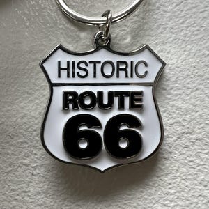 Custom Engraved Route 66 Keychain - Personalized Gift, Vintage Style, Free Custom Message on Back - Perfect for Travelers & Road Trip Lovers