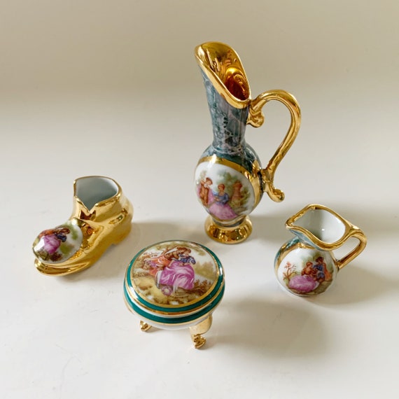 12 assiettes en Porcelaine de Limoges décor Romantique Fragonard signé