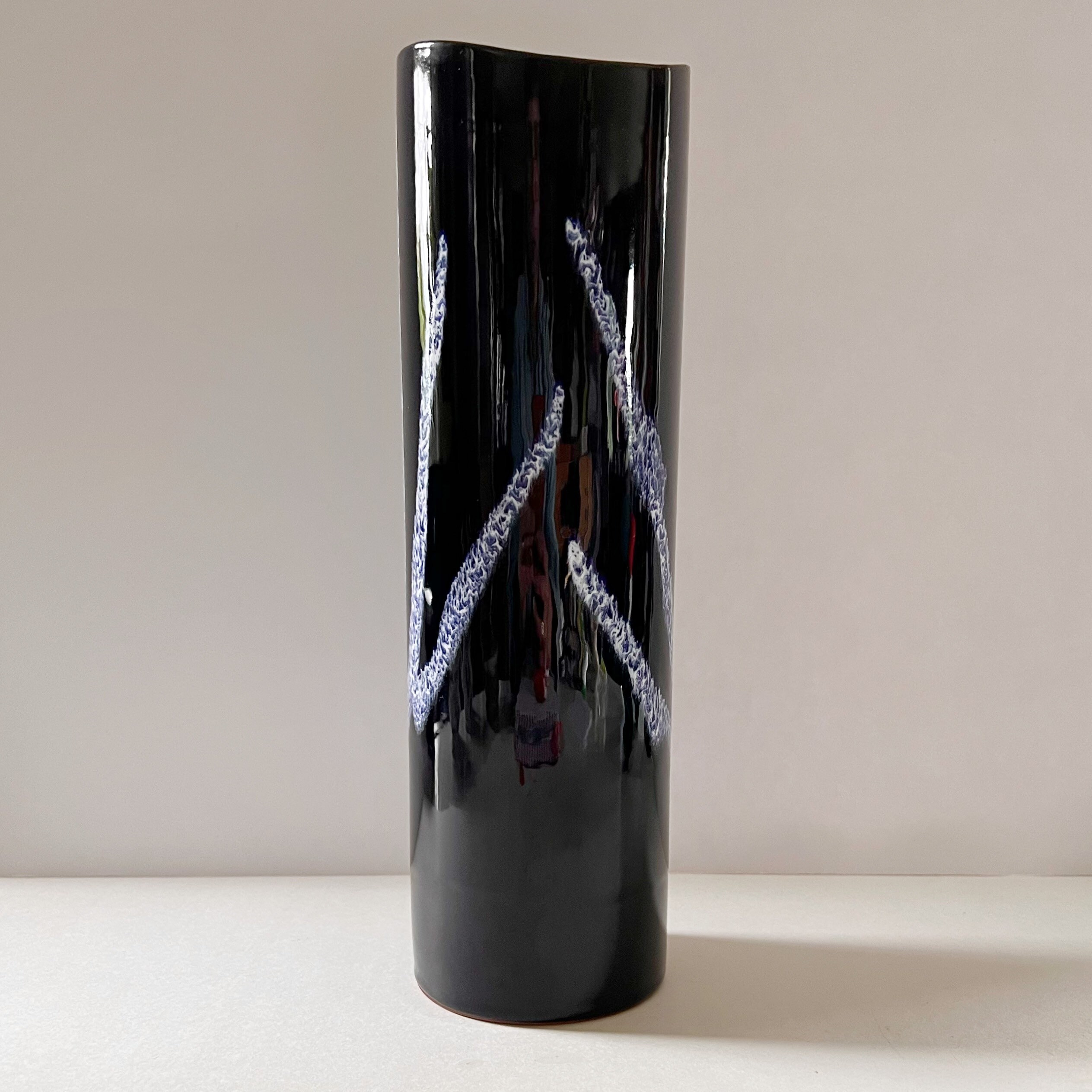Blue Mountain Pottery Blue Granite Glaze Tall Vase Vintage BMP White ...