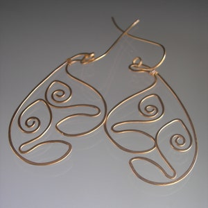 Large 14k Gold Filled Sculptural Tribal Earrings Hand forged Organic 2 1/2 Lightweight Dangle Earrings image 6