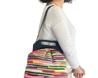 Crochet Bag, Poppins Bag, Granny Square Bag, Wooden Kiss Lock, Vintage Knit Purse, Vintage Knit Purse, Boho Style Bag