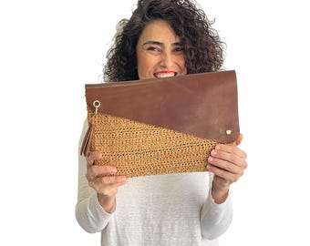 Handmade Crochet Clutch Bag with Genuine Leather Flap – Paper Yarn Portfolio Bag – Elegant Boho Chic Envelope Clutch – Women’s Handbag 35 cm