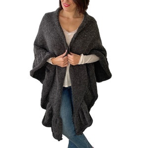 Wool Shawl, Knit Shawl, Outlander Inspired Shawl, Ruffled Shawl, Knit Campfire Shawl, Ruffled Crescent Shawl,Jenny's shawl