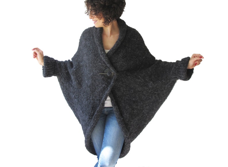 Chunky Dark Gray Casual Cardigan image 1