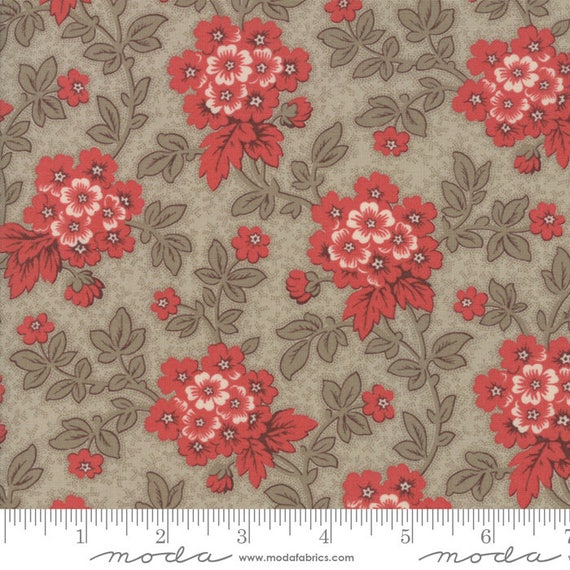 Sonoma Fabric #8625-L1 Meadow Shirting Tiny Flowers Cream Quilt Shop Quality