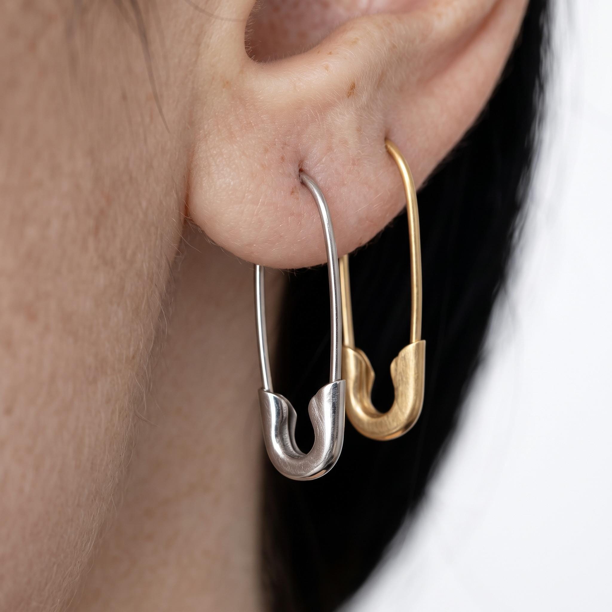 Chrome hearts safety pin earrings - Etsy 日本