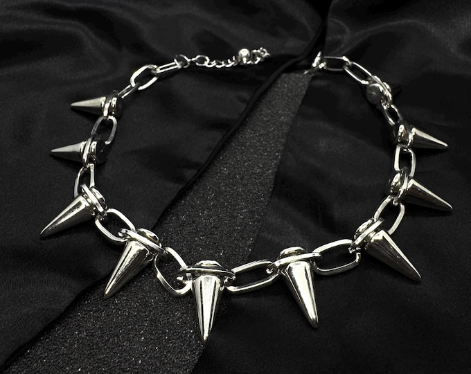 Spiked Necklace, Spike Choker, Spike Collar, Spike Chain, Silver Spikes, Paperclip Chain, Nu Metal, Nu Goth, Gothic Choker, Y2K Necklace