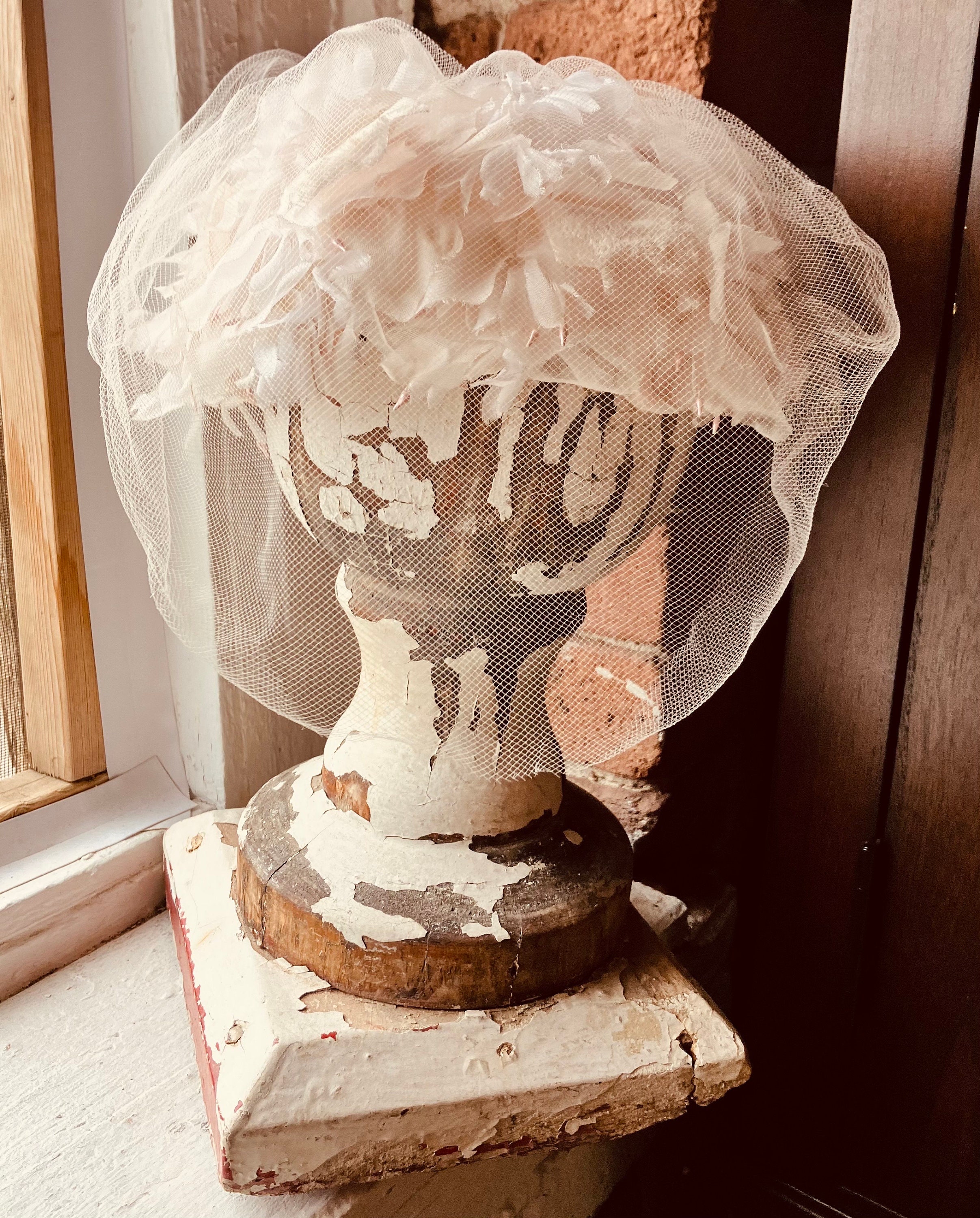 SALE Vintage Wedding Hat with Veil in Pale Pink