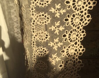 Wide Antique Lace Trim, Ivory Lace, Vintage Sewing, Lace Border, Embroidered Lace, Lingerie, Wedding Dress, Downton Abbey Style, Lace Cuff